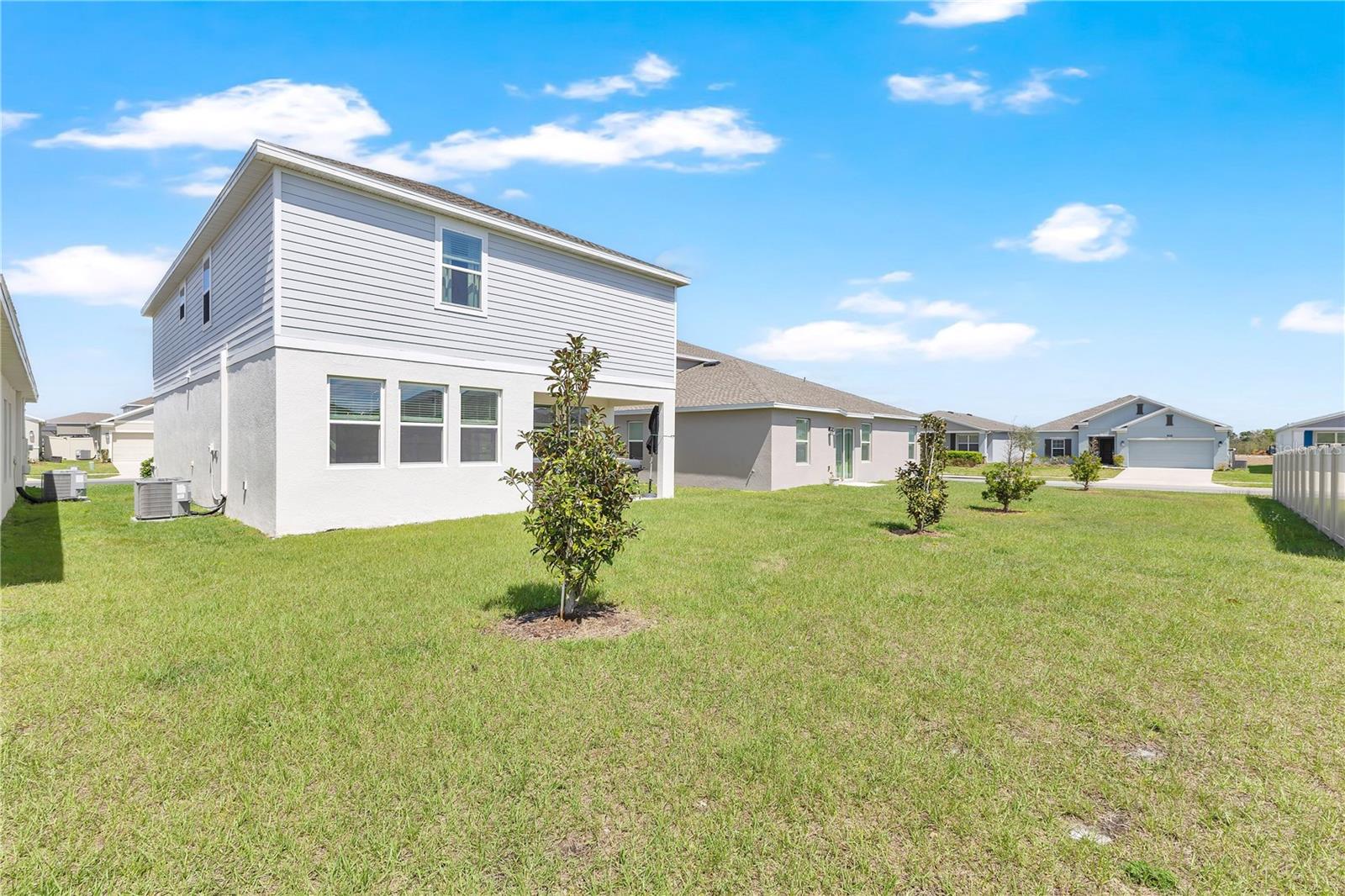 Image 24 of 37 For 4212 Pebbles Throw Drive