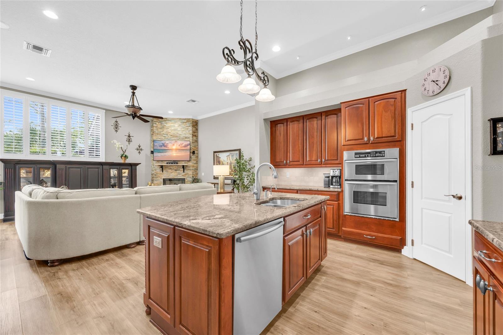 Image 17 of 66 For 8738 Great Cove Drive