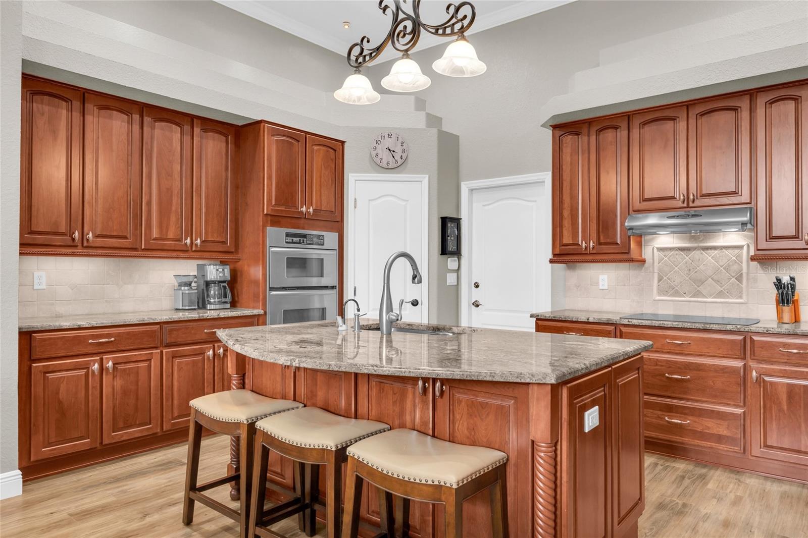 Image 18 of 66 For 8738 Great Cove Drive