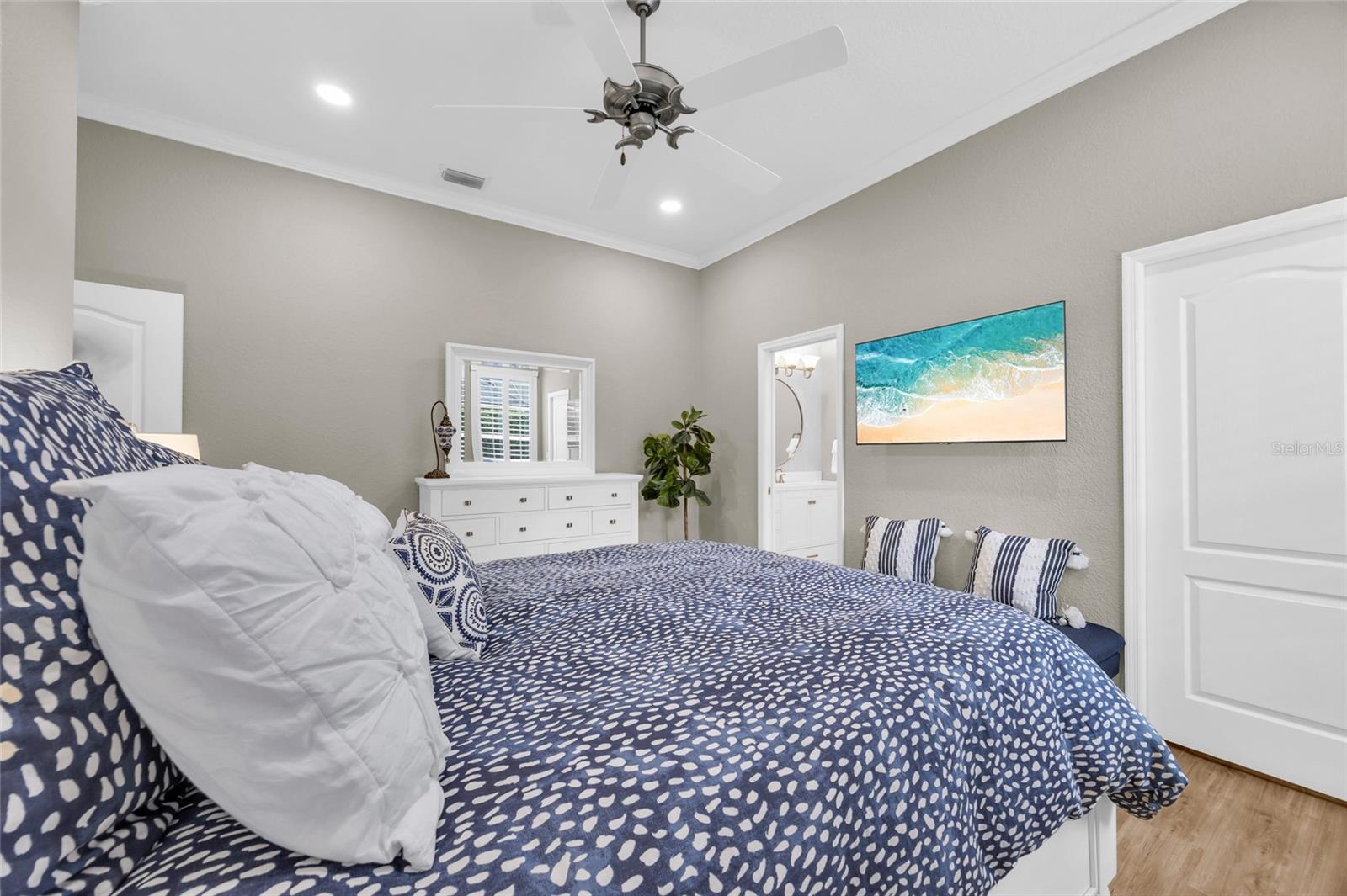 Image 26 of 66 For 8738 Great Cove Drive