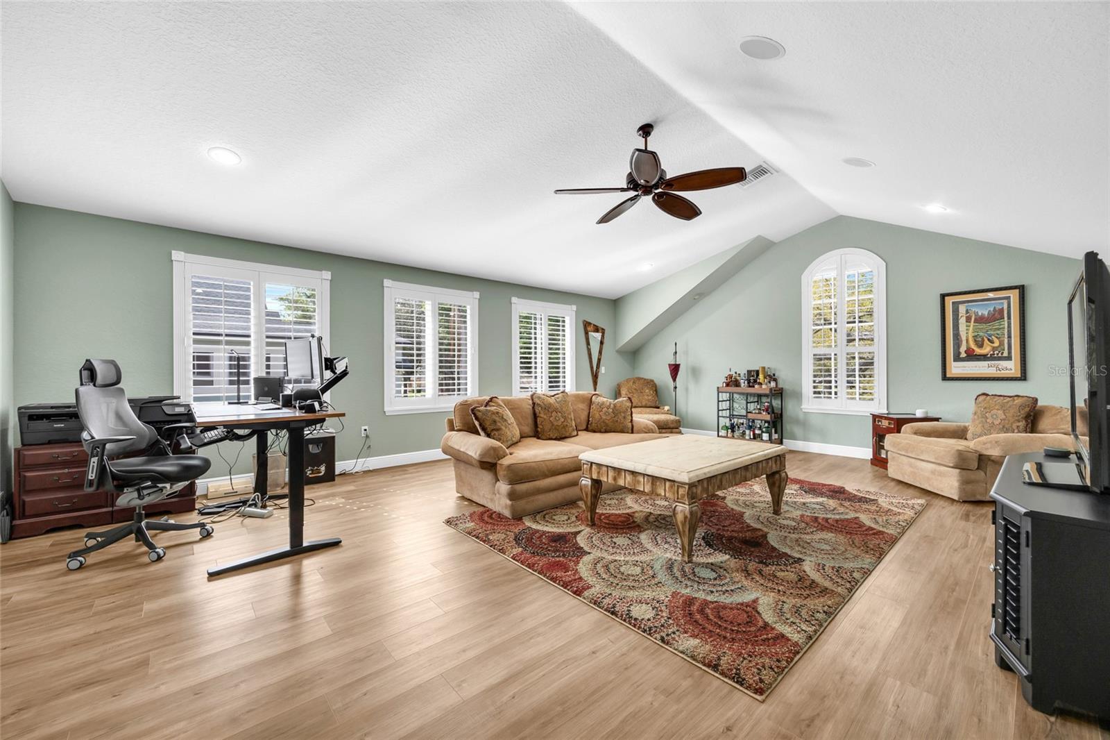 Image 32 of 66 For 8738 Great Cove Drive