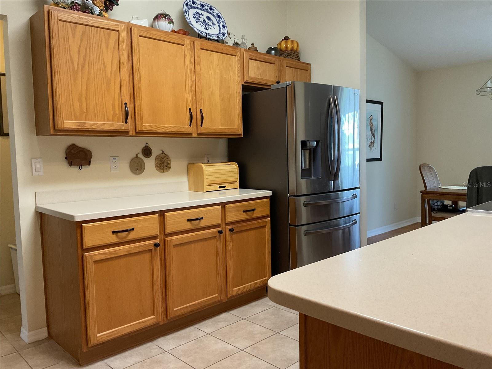 Image 6 of 13 For 8598 60th Circle