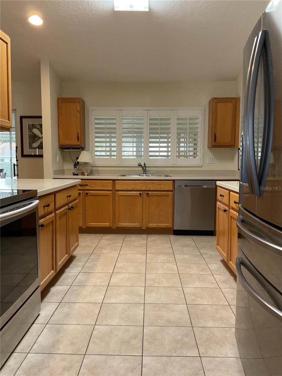 Image 7 of 13 For 8598 60th Circle