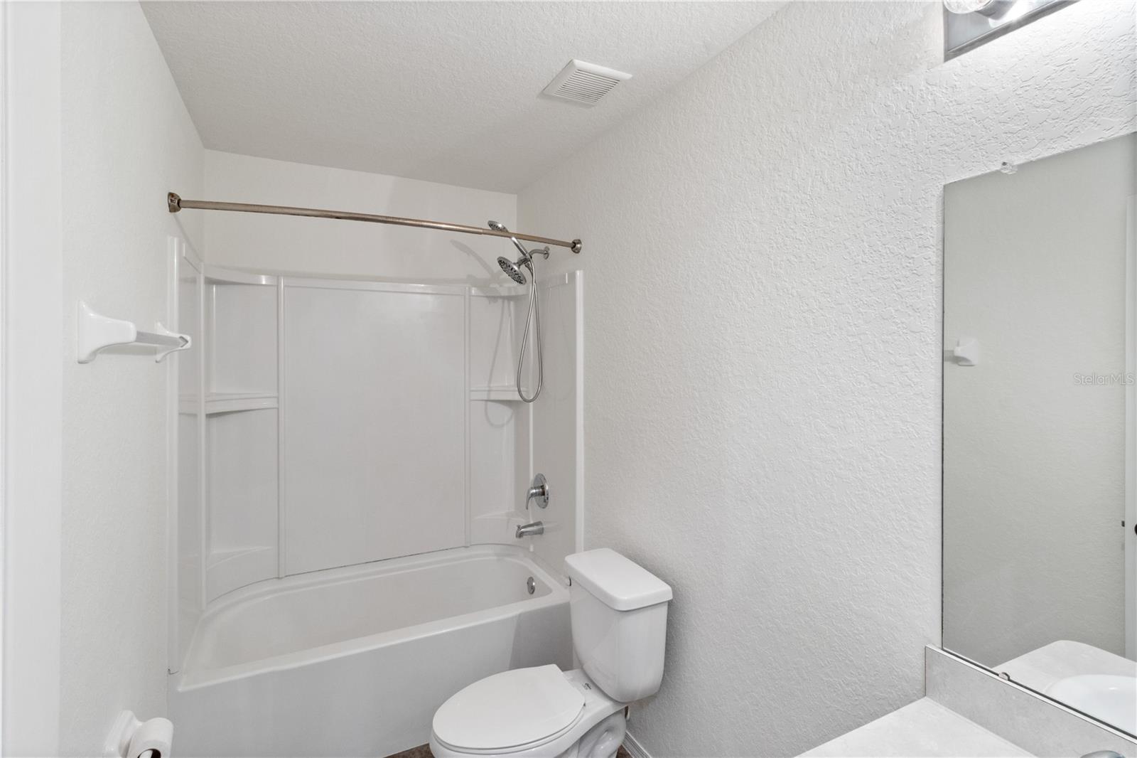 Image 25 of 43 For 4749 Magnolia Preserve Avenue