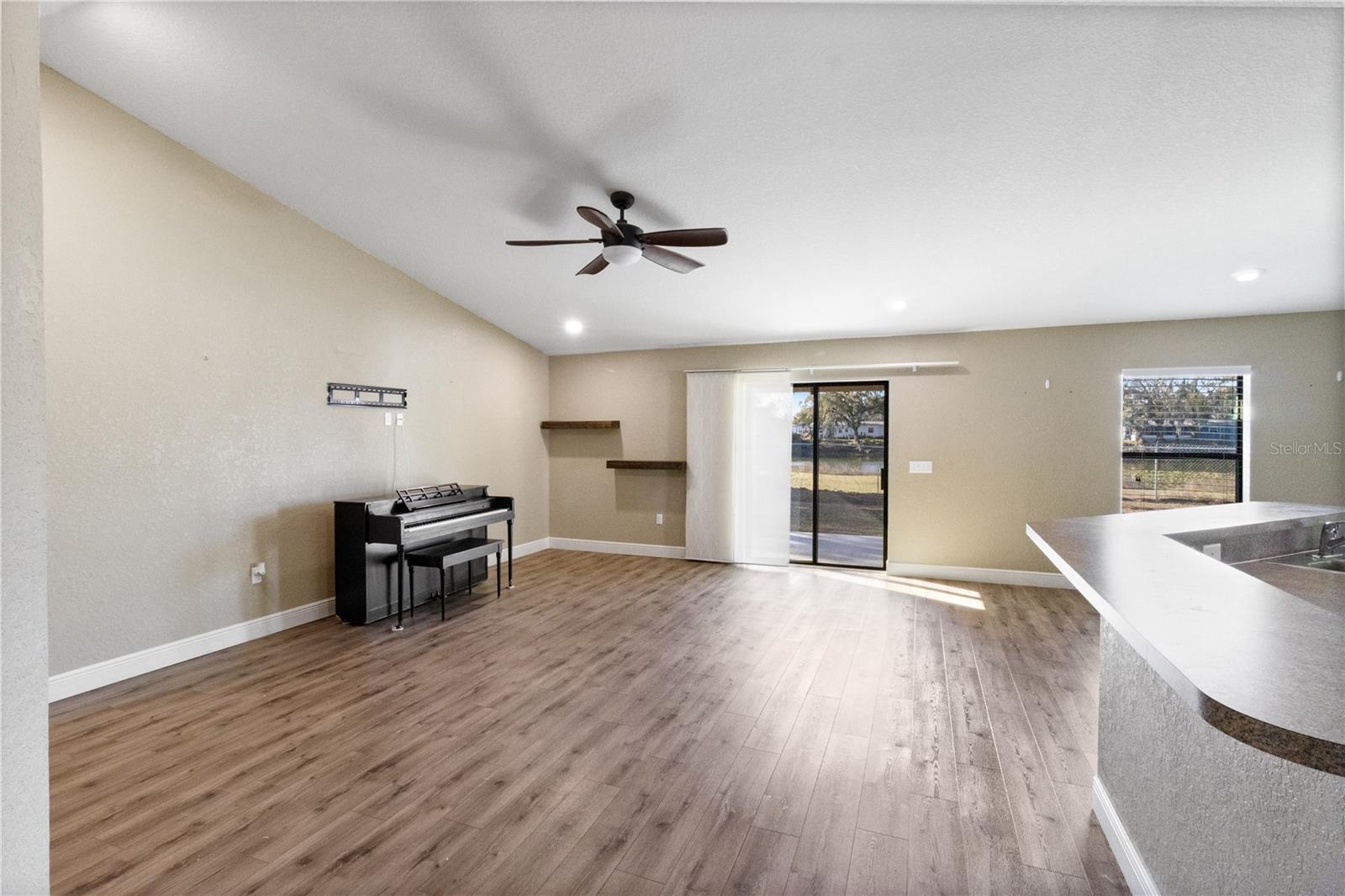 Image 30 of 43 For 4749 Magnolia Preserve Avenue