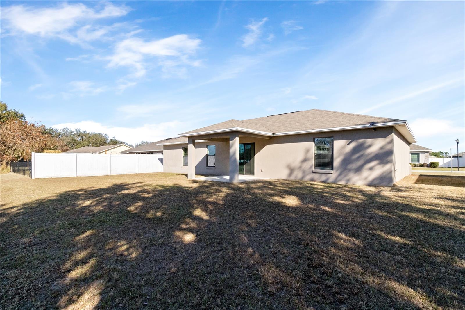 Image 7 of 43 For 4749 Magnolia Preserve Avenue