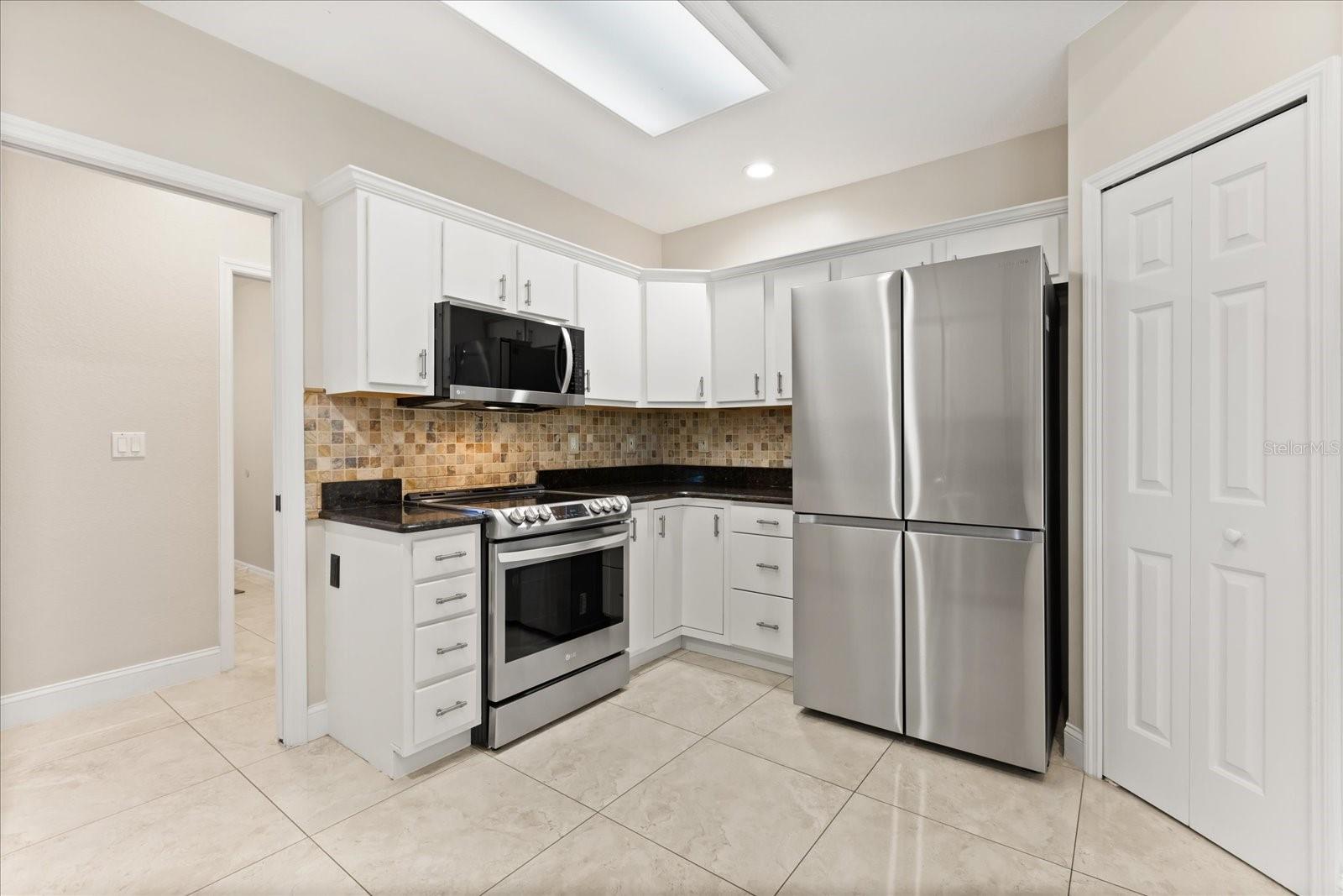 Image 12 of 46 For 11424 Cypress Hill Street