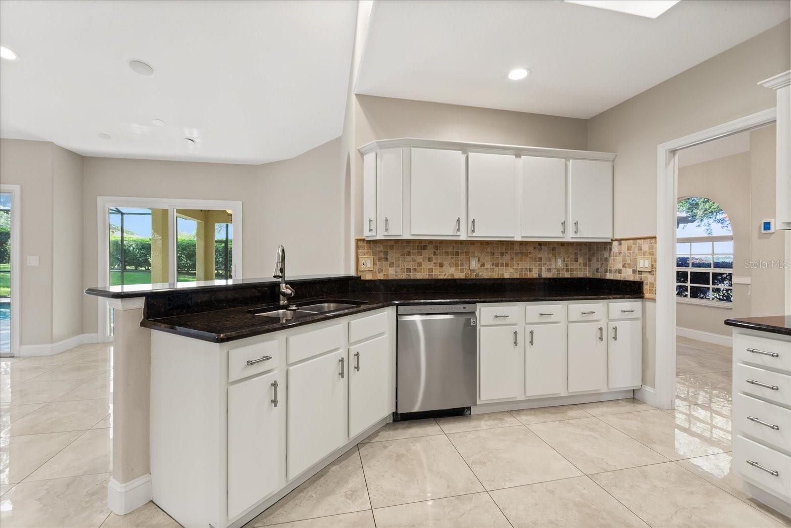 Image 14 of 46 For 11424 Cypress Hill Street