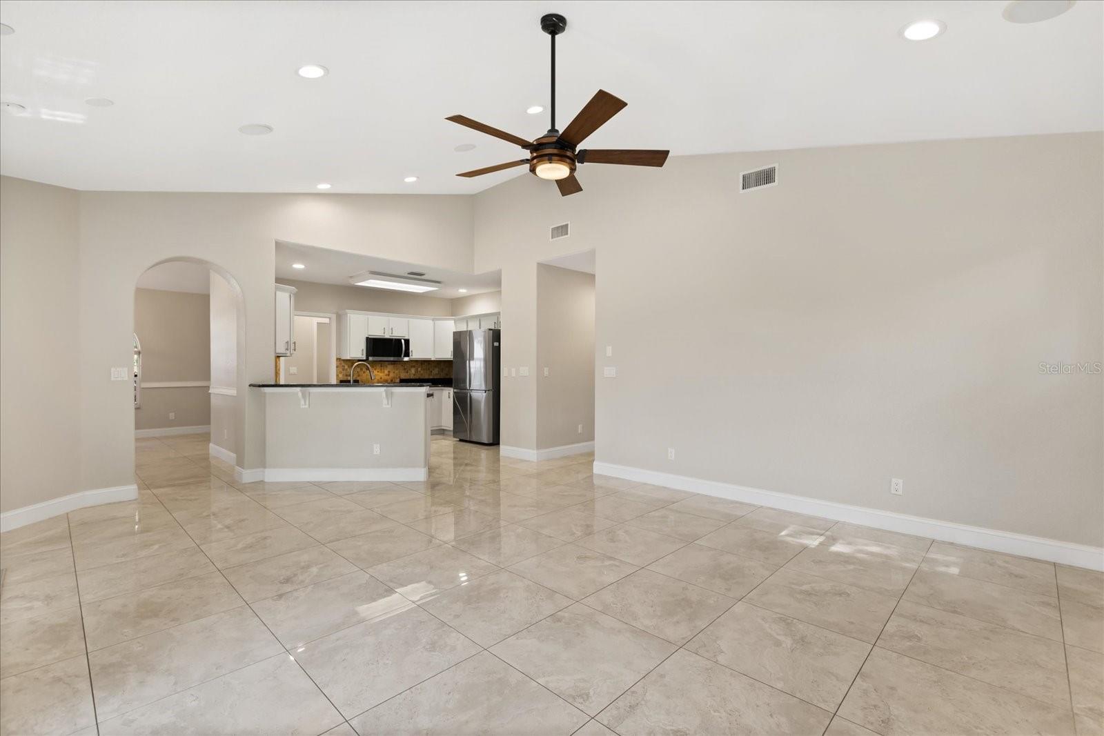 Image 7 of 46 For 11424 Cypress Hill Street