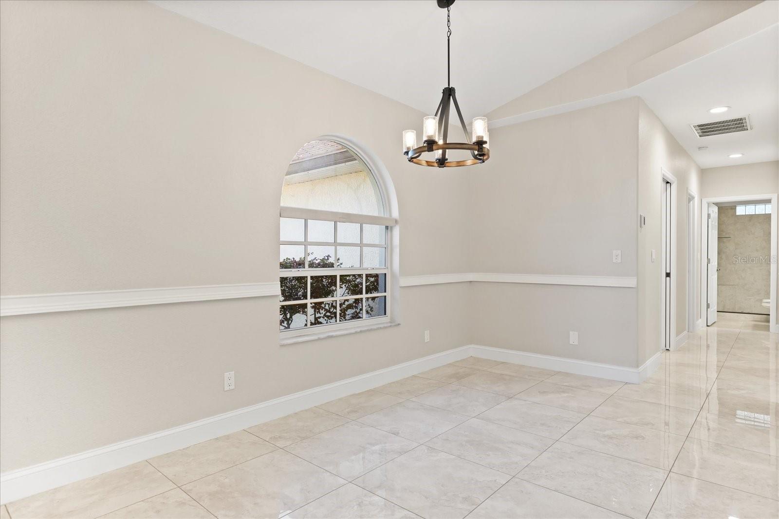 Image 8 of 46 For 11424 Cypress Hill Street