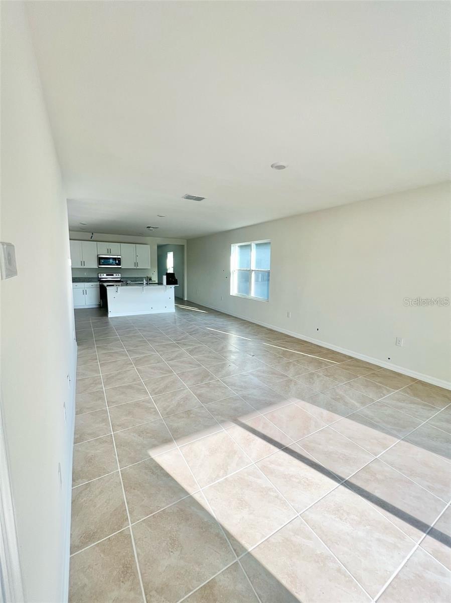 Image 11 of 14 For 285 Caryota Court