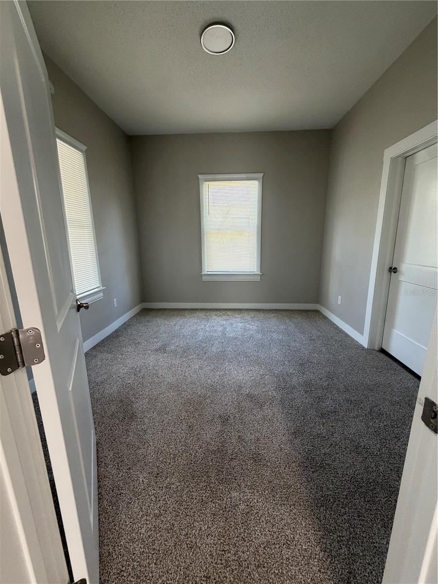 Image 11 of 39 For 205 13th Street