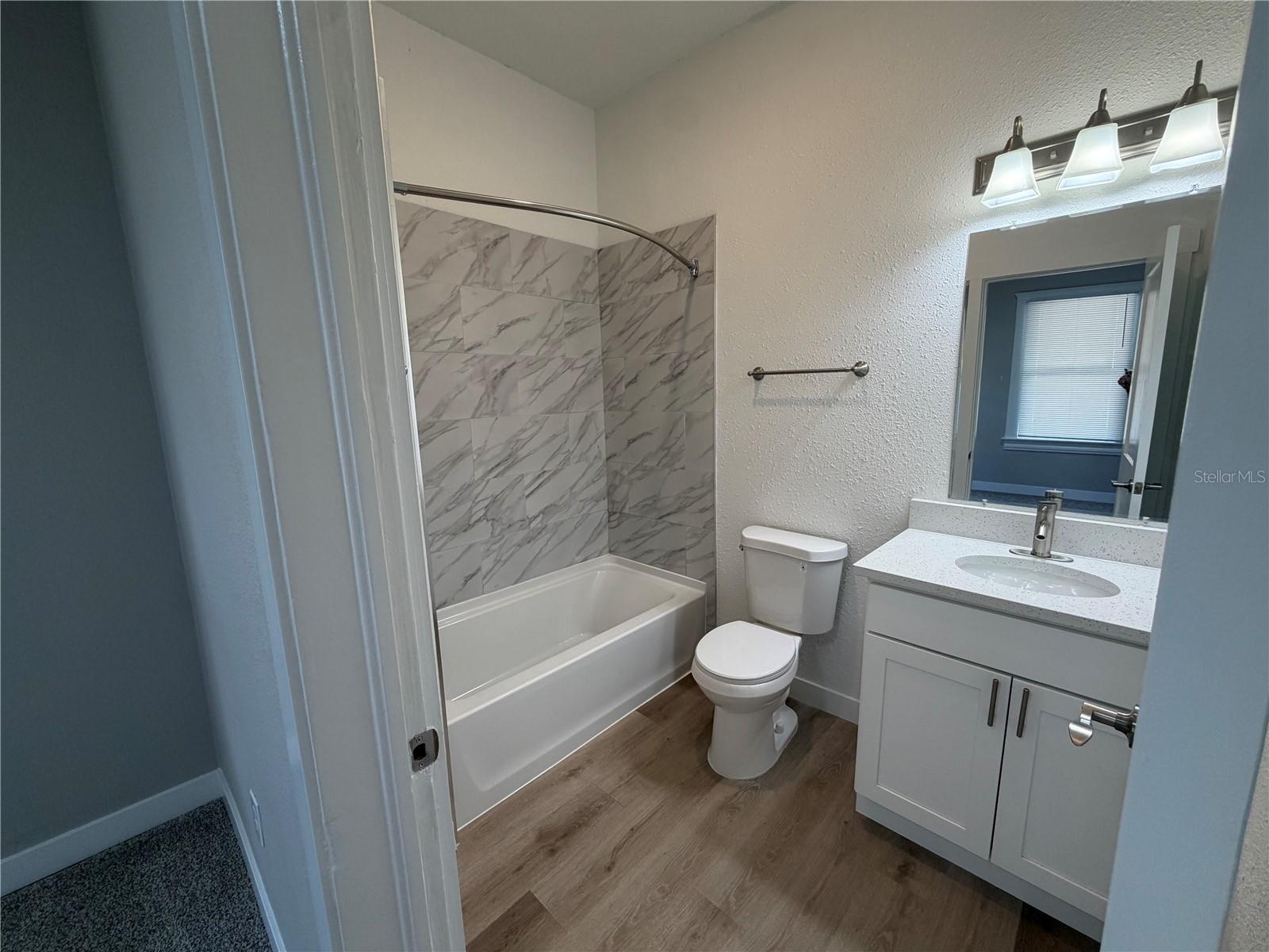 Image 14 of 39 For 205 13th Street