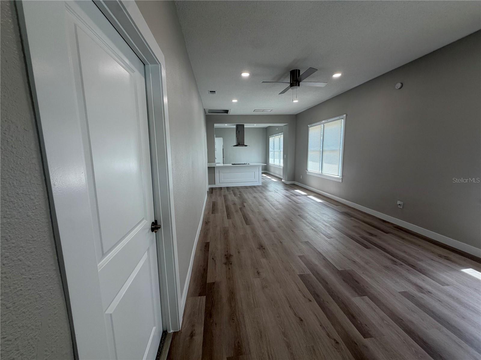 Image 18 of 39 For 205 13th Street