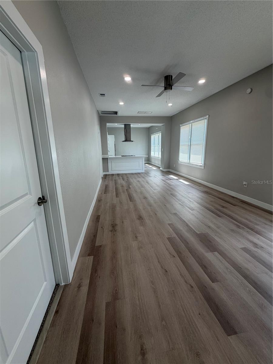 Image 19 of 39 For 205 13th Street