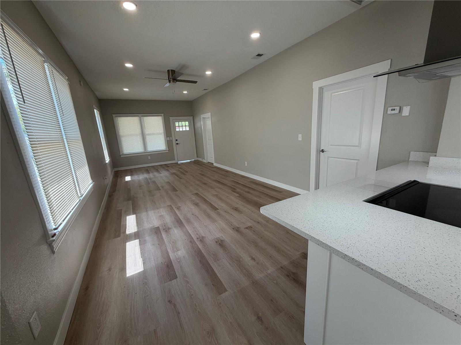 Image 21 of 39 For 205 13th Street