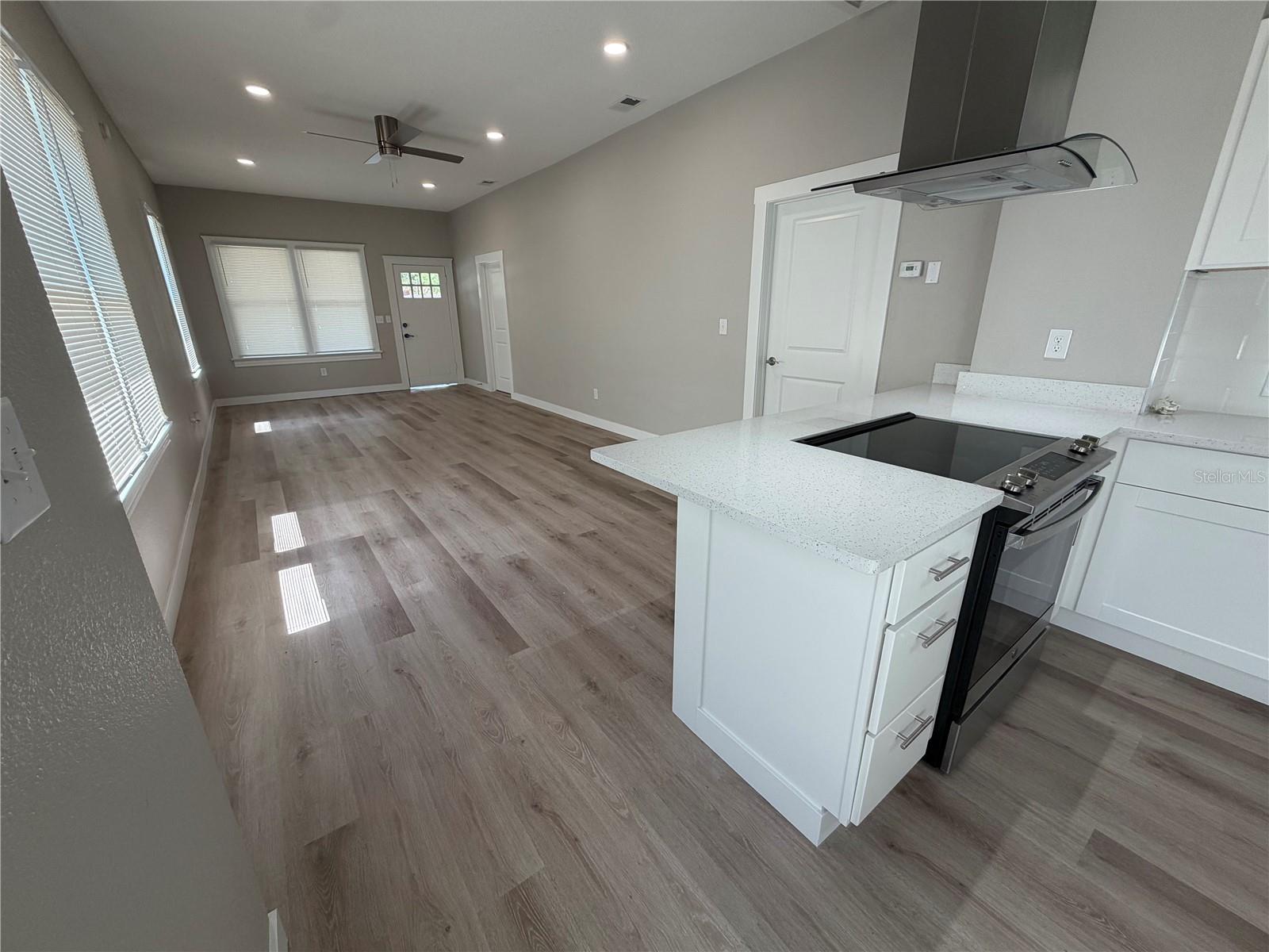 Image 23 of 39 For 205 13th Street