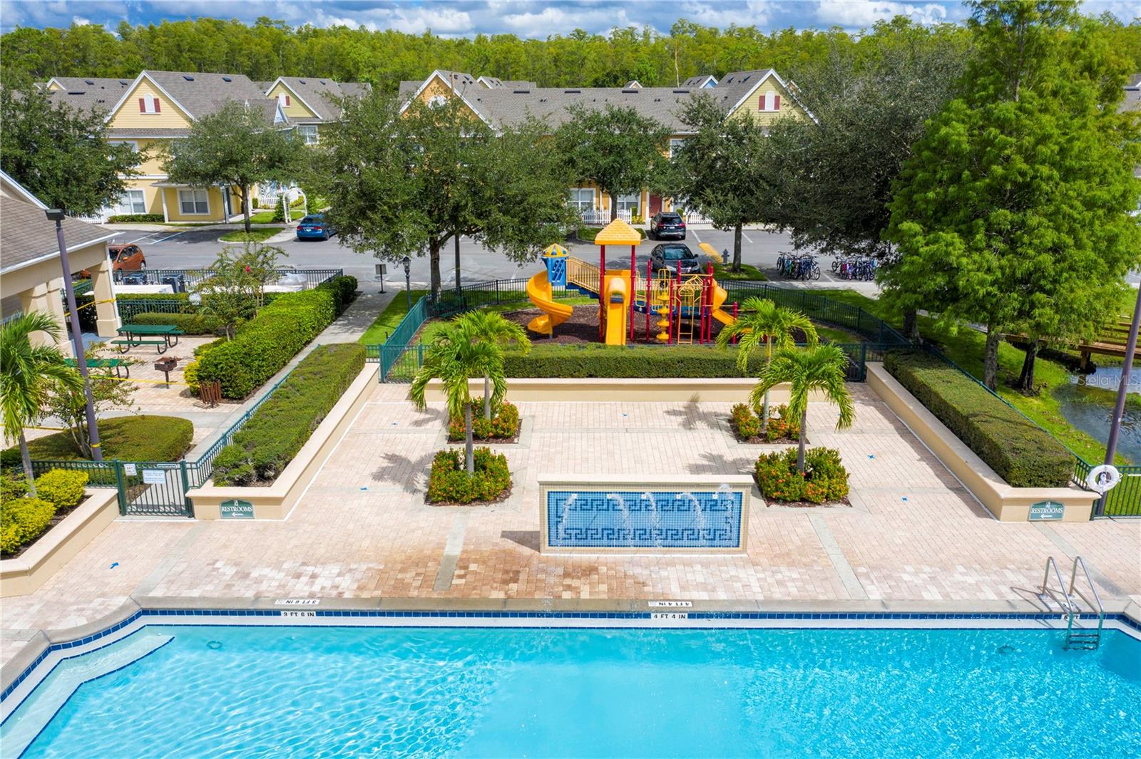 Image 19 of 31 For 4011 Venetian Bay Drive 106