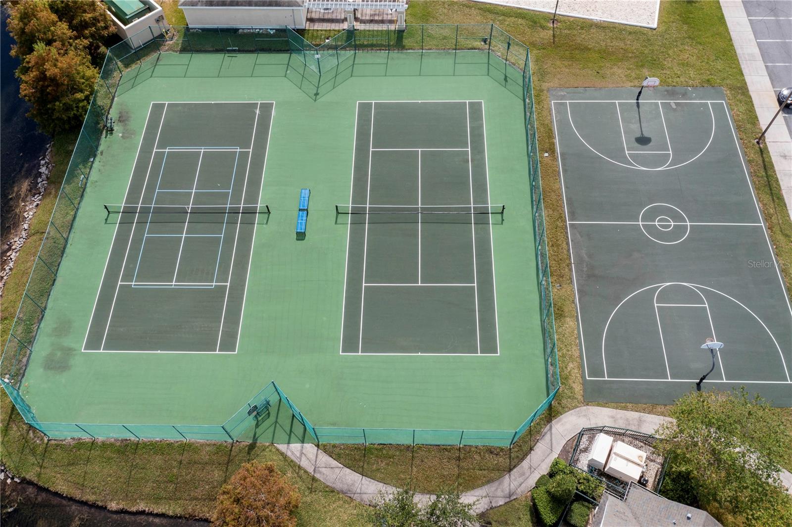 Image 25 of 31 For 4011 Venetian Bay Drive 106