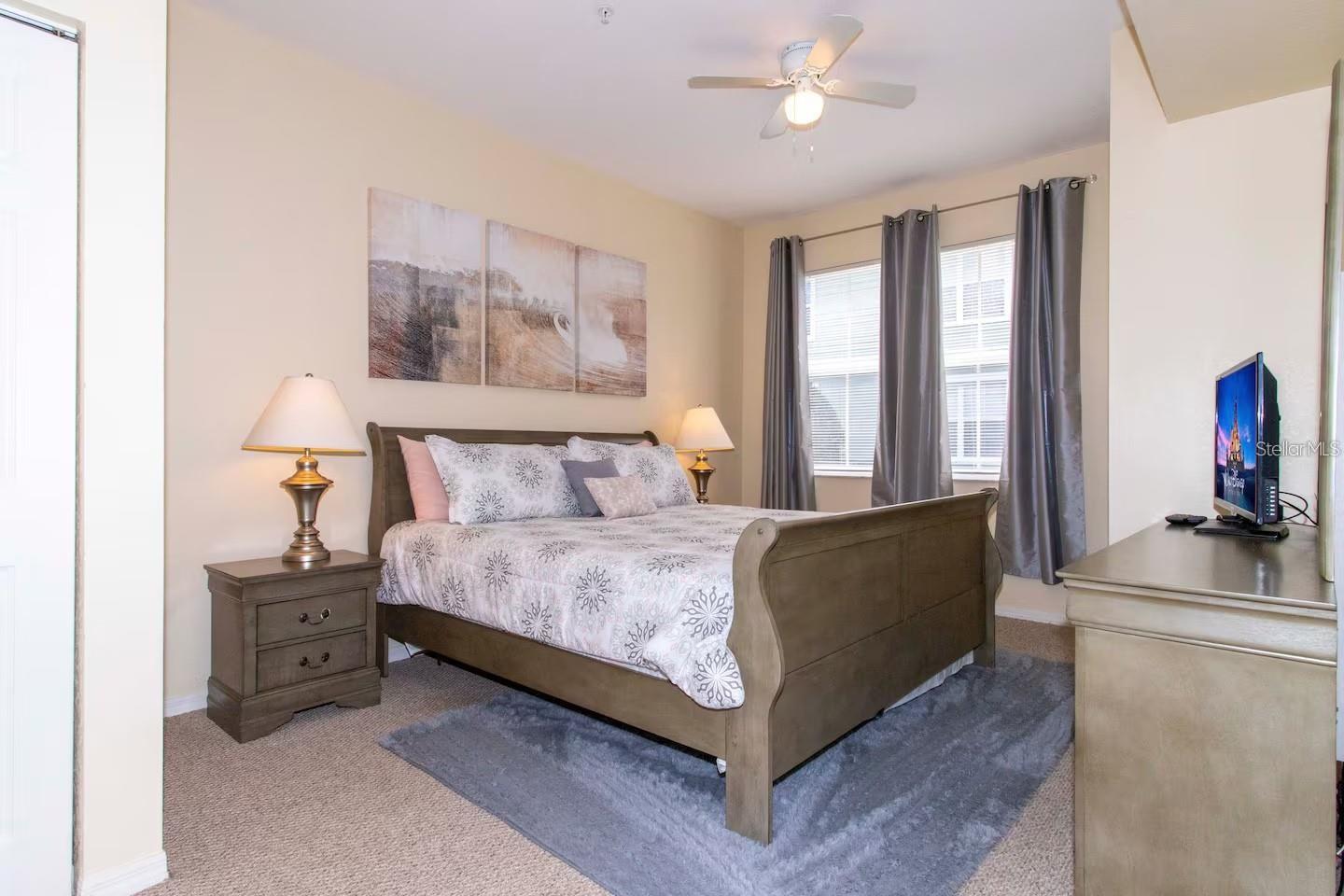 Image 5 of 31 For 4011 Venetian Bay Drive 106