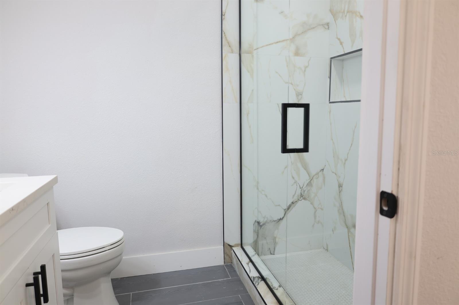 Image 16 of 31 For 3906 28th Street Sw