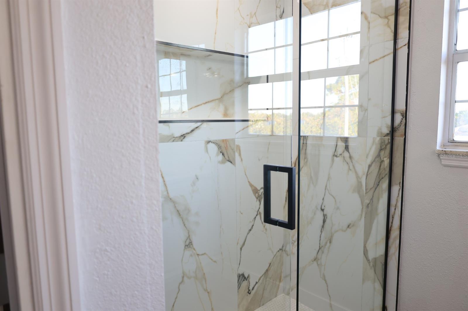 Image 22 of 31 For 3906 28th Street Sw