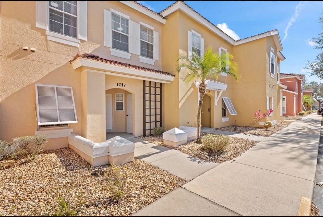 Image 2 of 25 For 1017 Park Ridge Circle