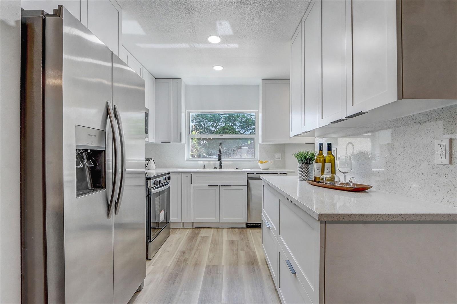 Image 15 of 38 For 3016 Stonecastle Road