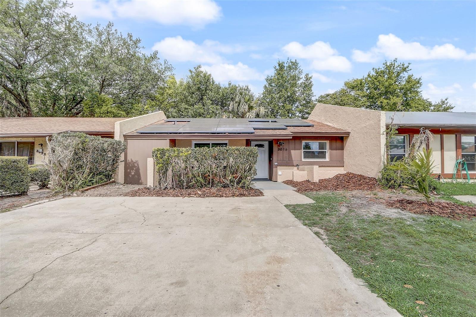 Image 2 of 38 For 3016 Stonecastle Road