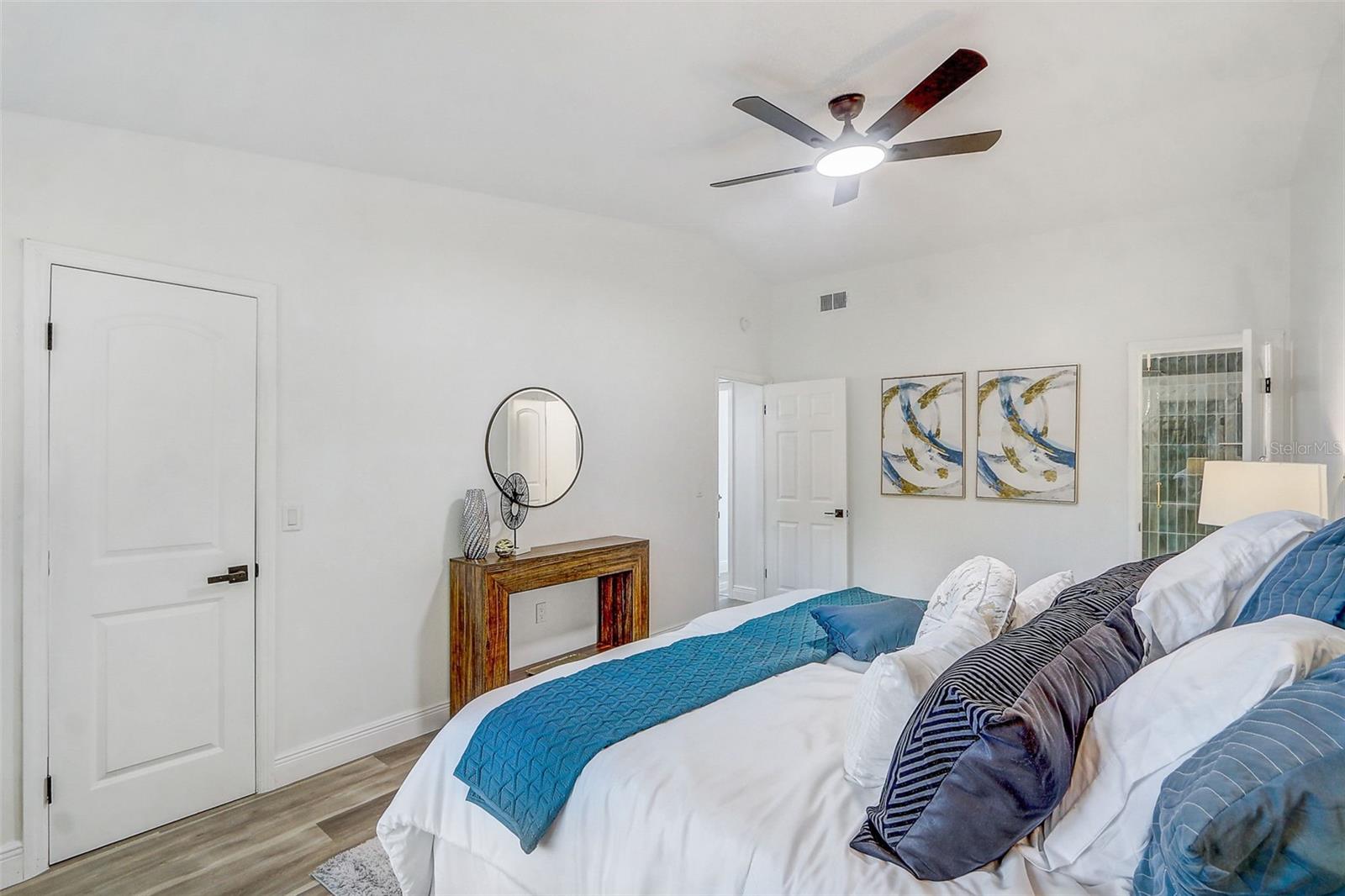 Image 26 of 38 For 3016 Stonecastle Road