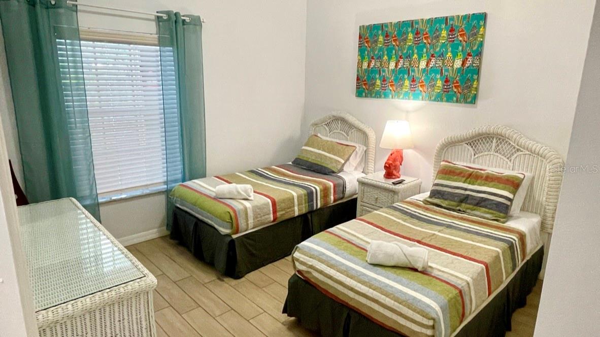 Image 11 of 21 For 202 Rum Run 36102