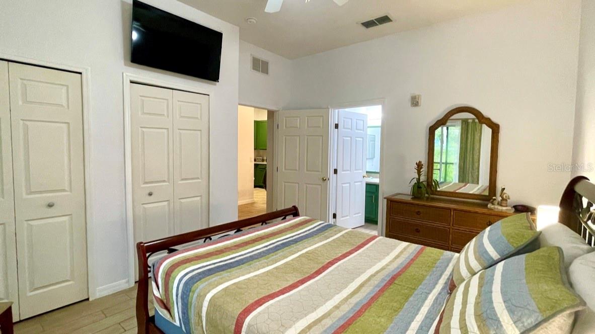 Image 12 of 21 For 202 Rum Run 36102