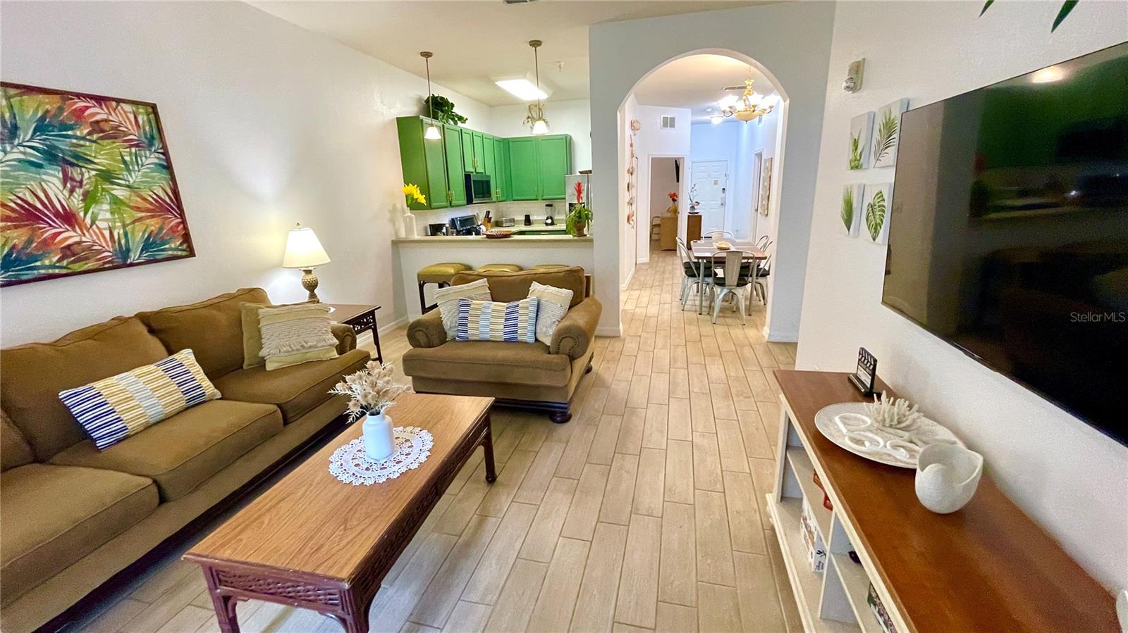 Image 2 of 21 For 202 Rum Run 36102