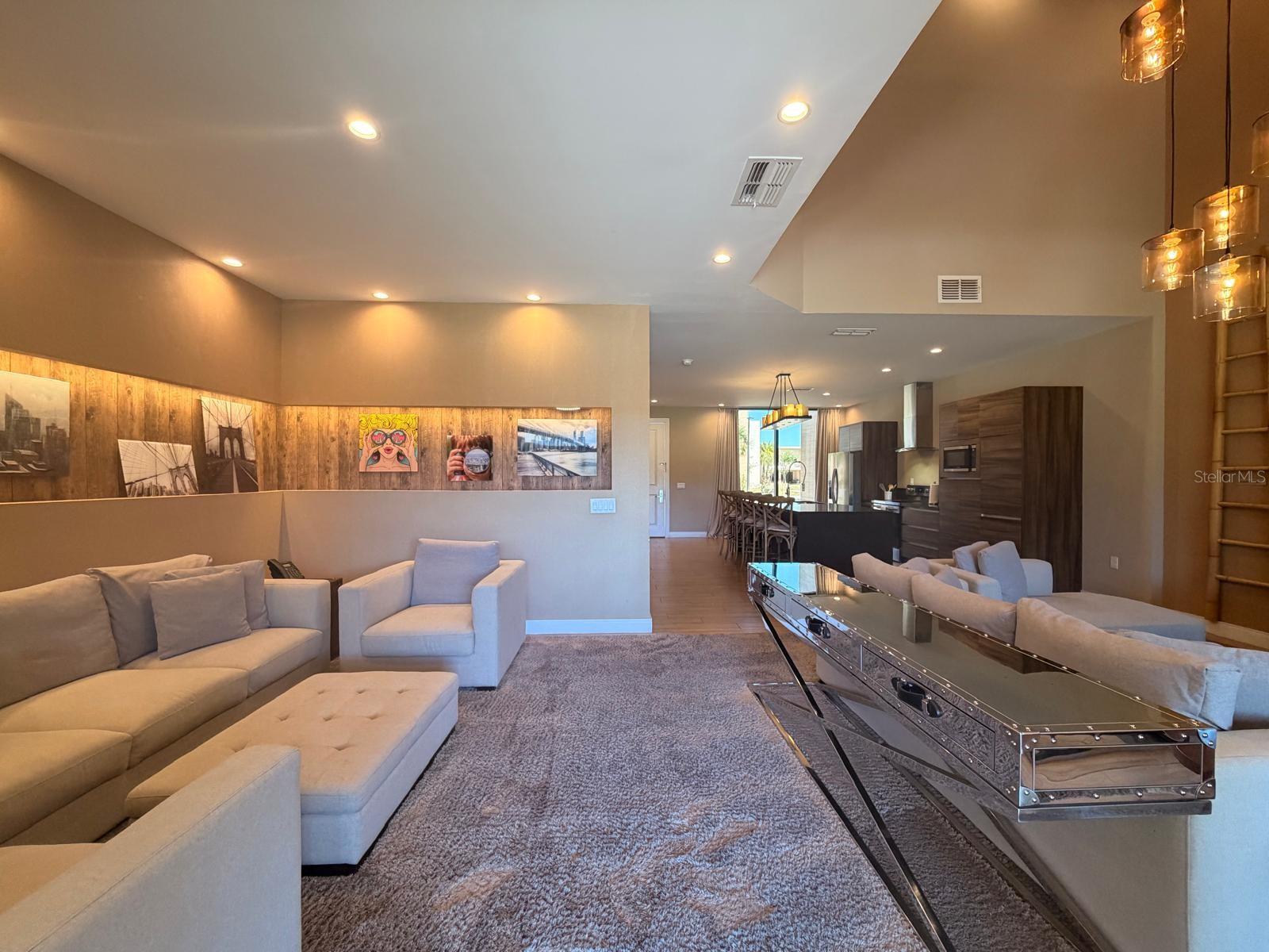 Image 13 of 47 For 7464 Brooklyn Drive