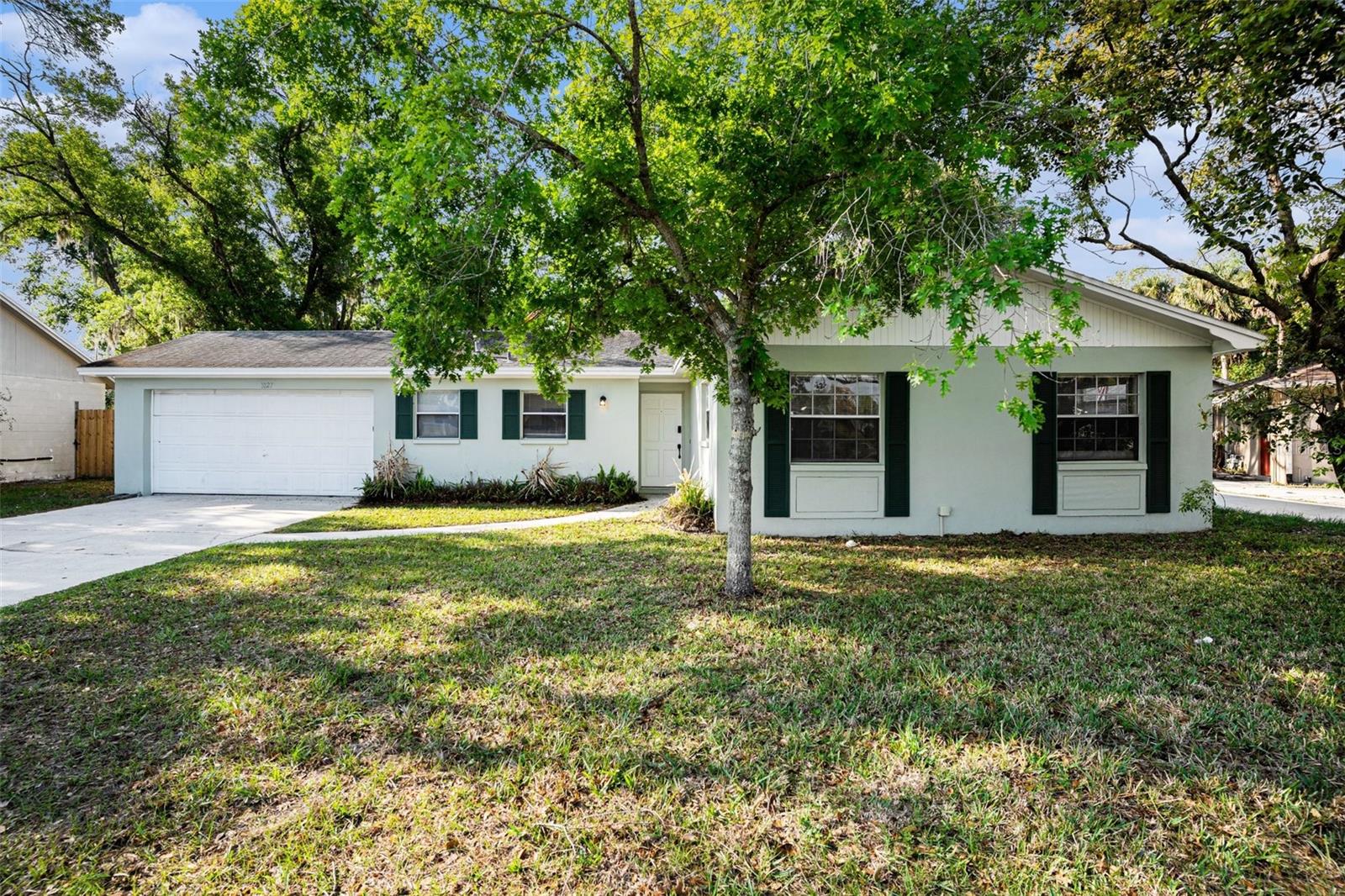 Details for 1027 Pinegrove Drive, BRANDON, FL 33511