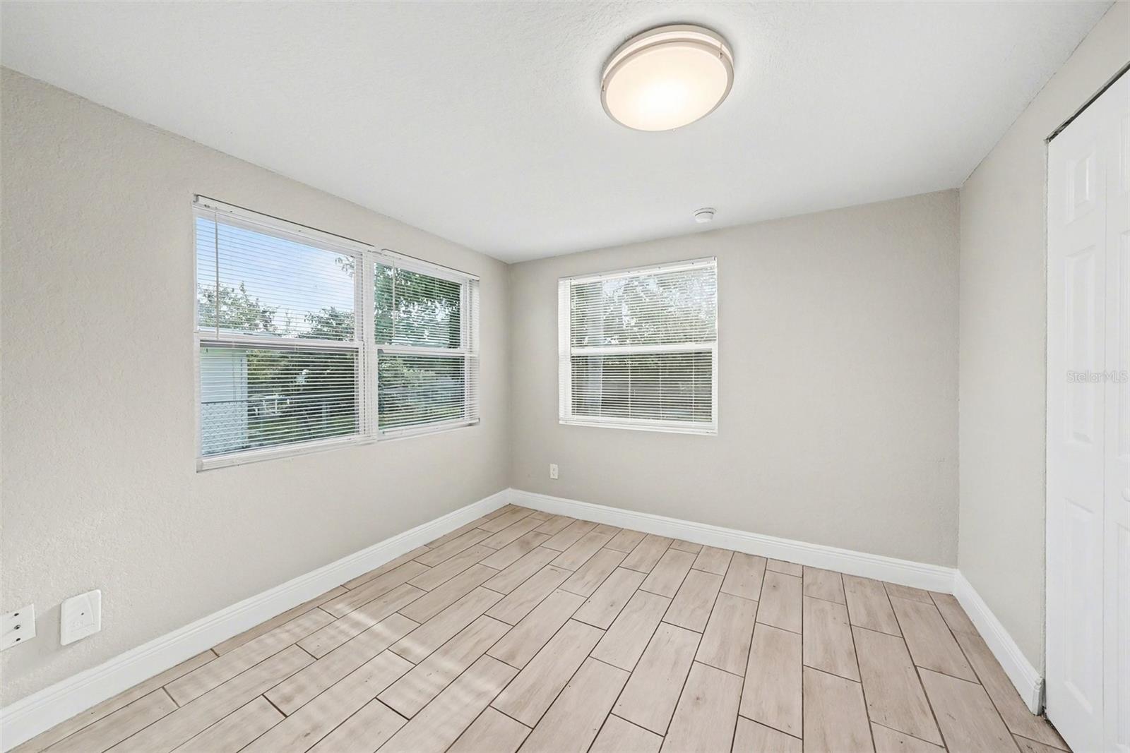 Image 9 of 15 For 11014 Grant Drive