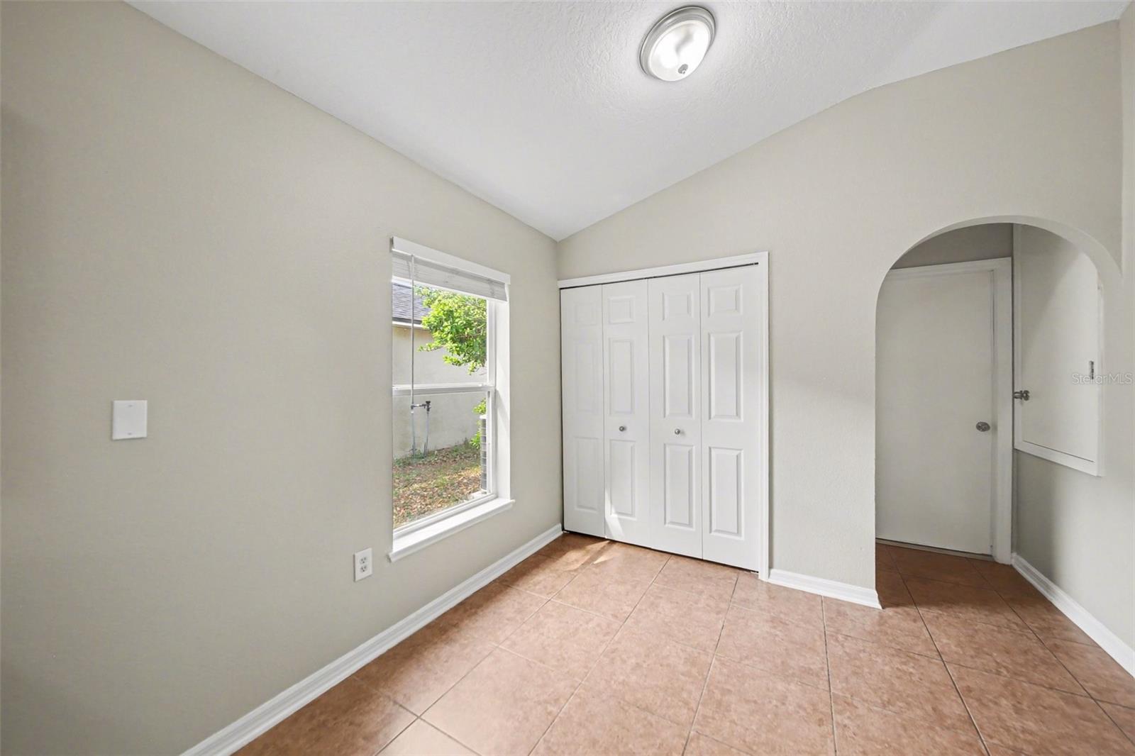 Image 16 of 26 For 2212 Nicollett Way