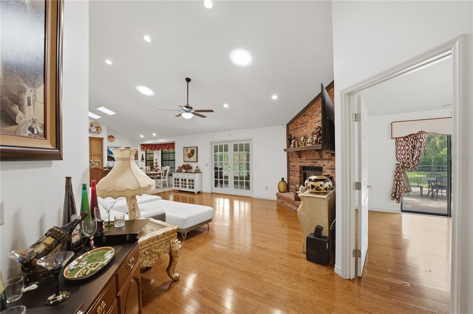 Image 13 of 55 For 7141 Wooded Village Lane