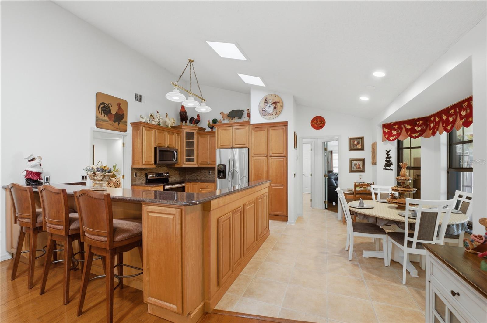 Image 18 of 55 For 7141 Wooded Village Lane