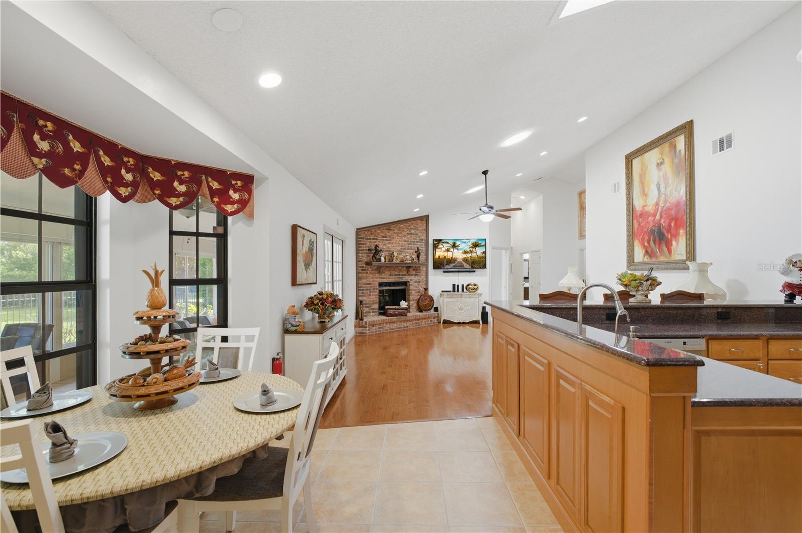 Image 24 of 55 For 7141 Wooded Village Lane