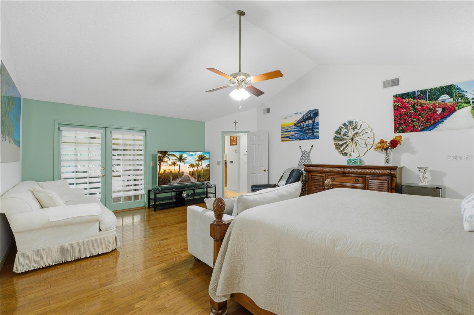 Image 29 of 55 For 7141 Wooded Village Lane