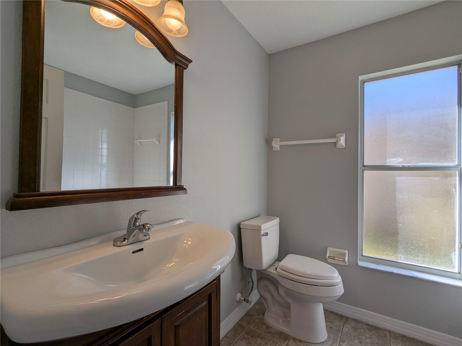 Image 19 of 43 For 1020 Stonechapel Court