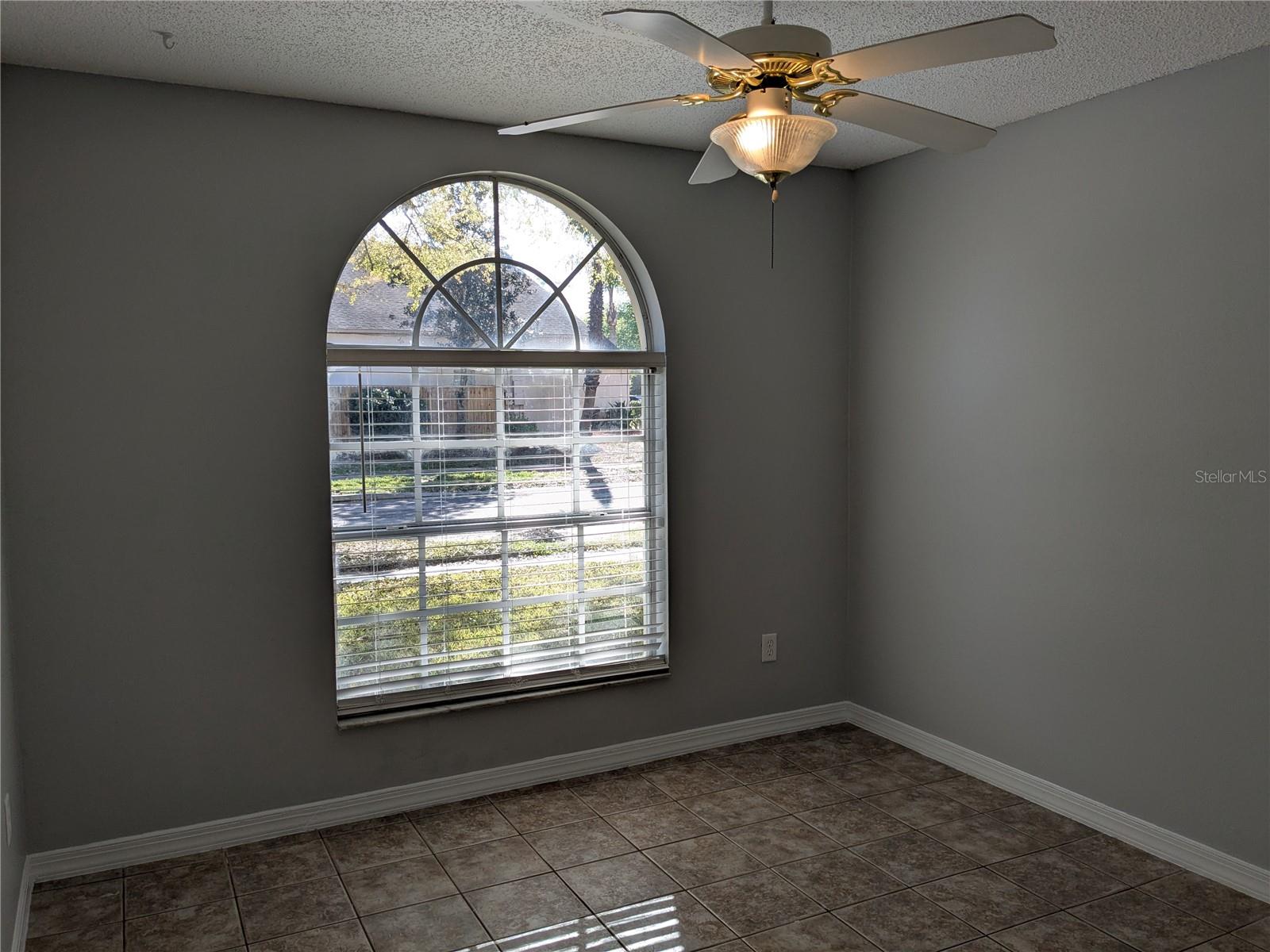 Image 20 of 43 For 1020 Stonechapel Court