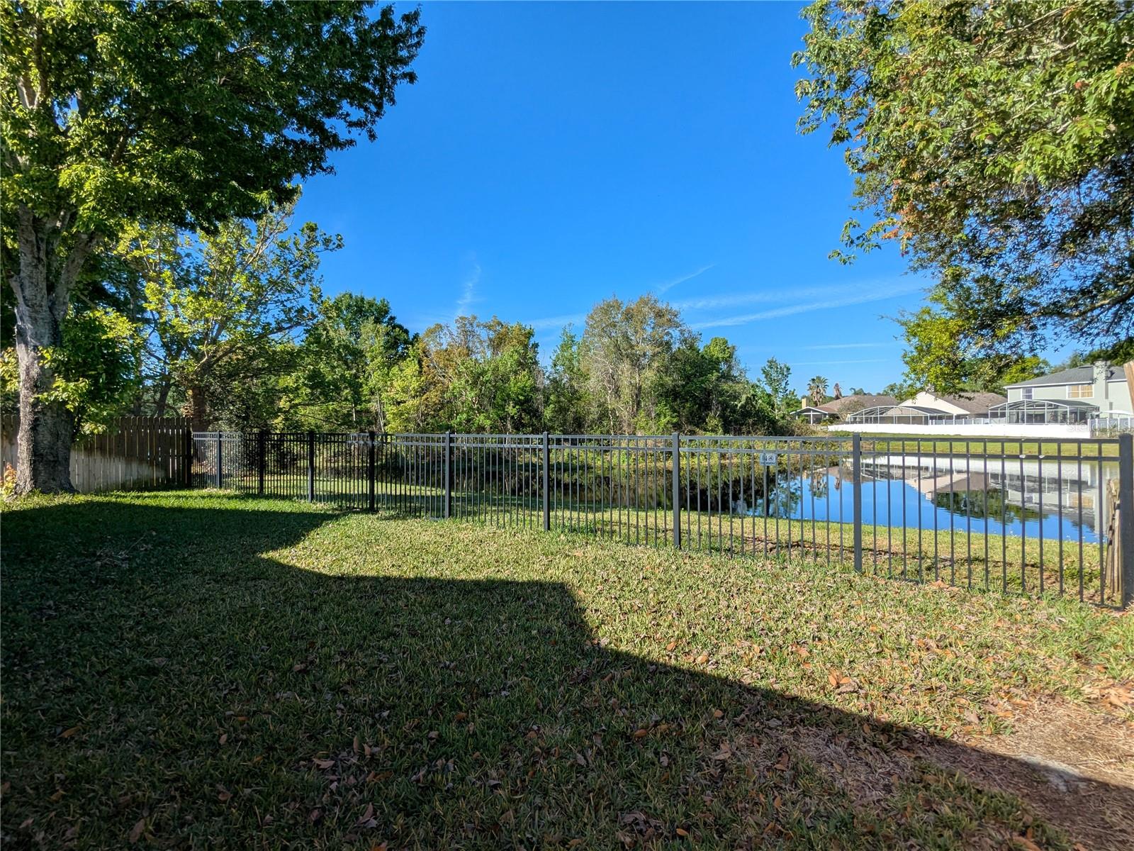 Image 40 of 43 For 1020 Stonechapel Court