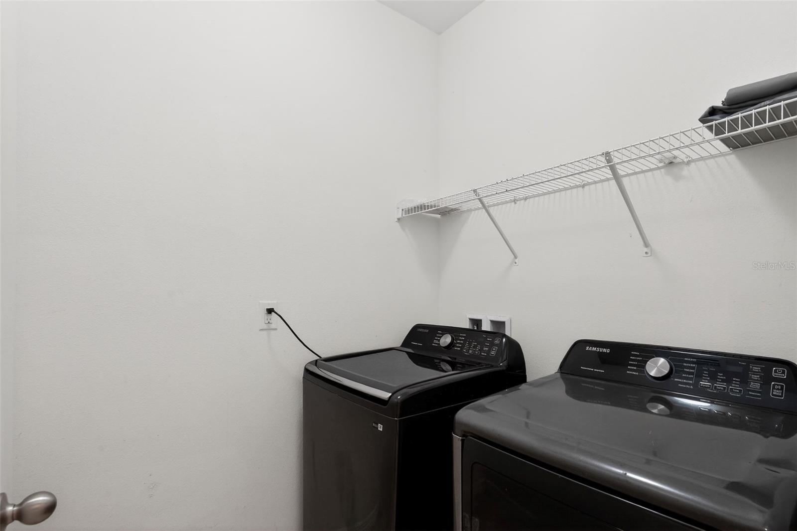 Image 34 of 38 For 11406 Warren Oaks Place