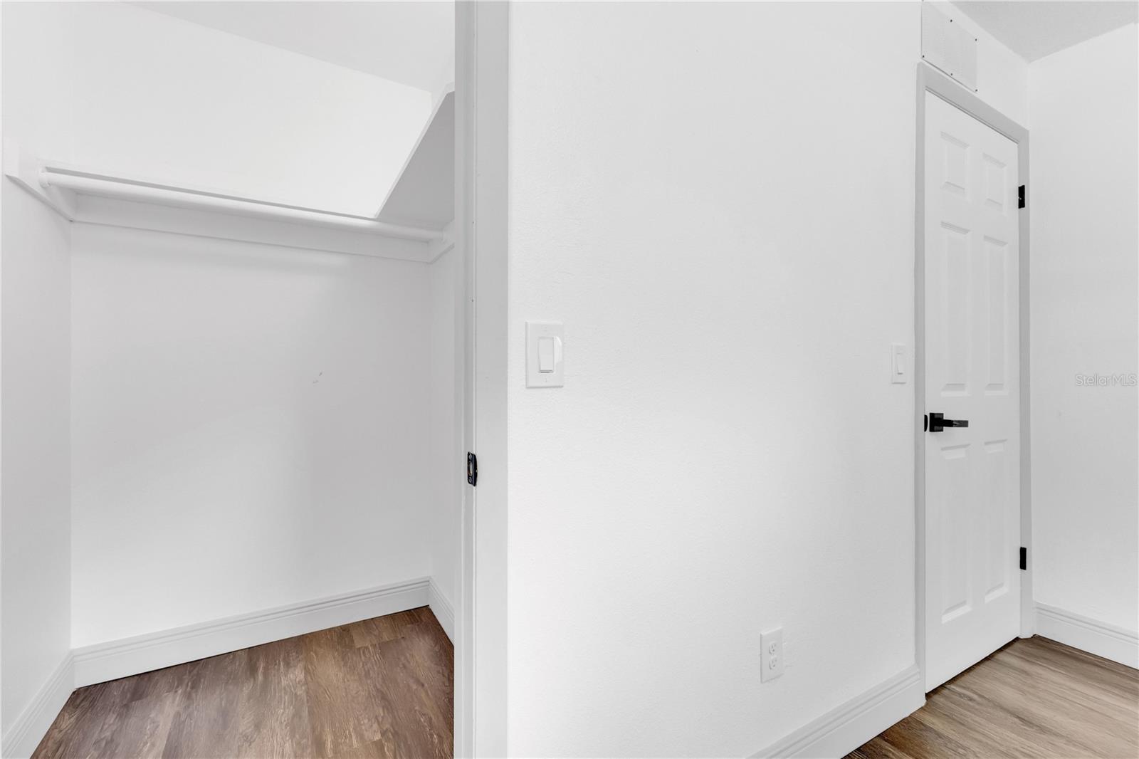 Image 17 of 30 For 1326 Stetson Court