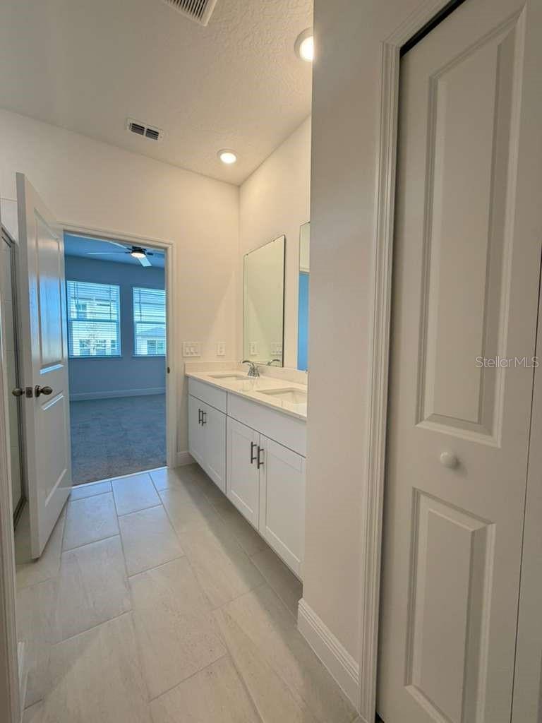 Image 21 of 38 For 2265 Hen Road