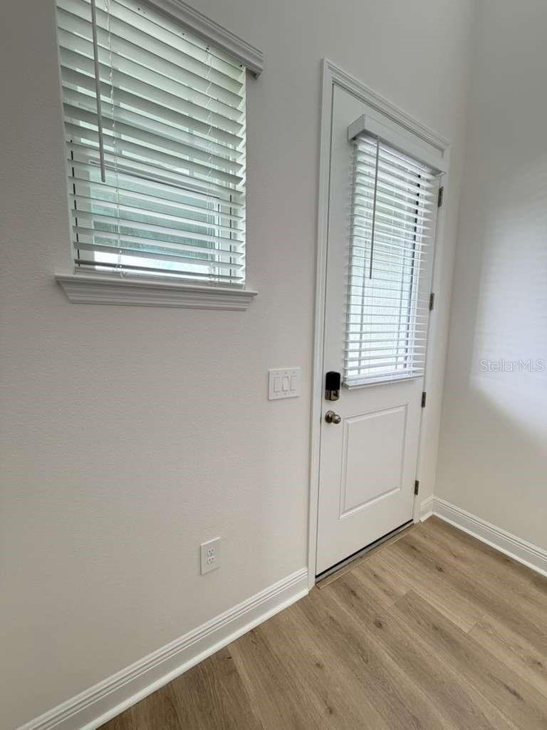 Image 5 of 38 For 2265 Hen Road