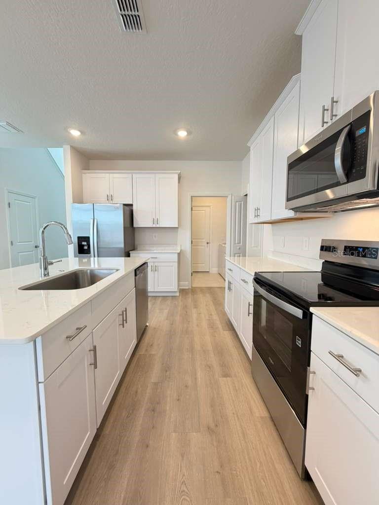 Image 6 of 38 For 2265 Hen Road