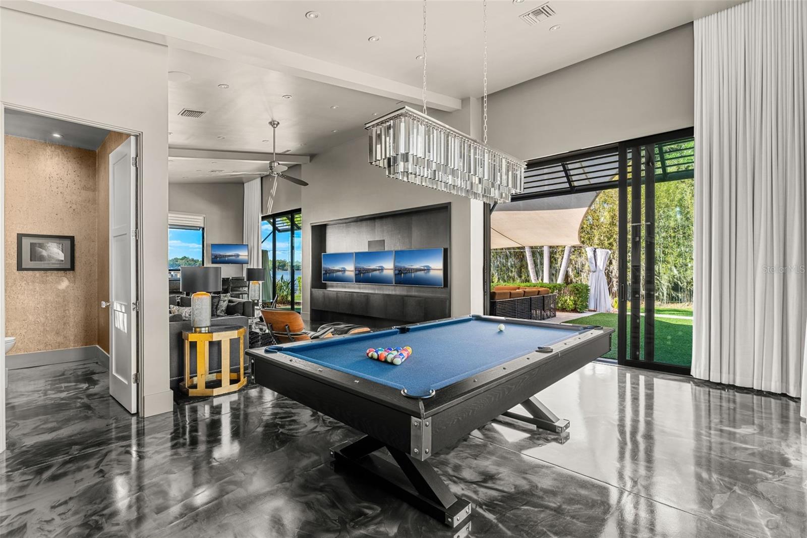 Image 25 of 59 For 5210 Oak Island Road